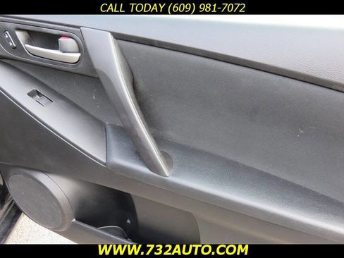 Used 2010 MAZDA MAZDA3 i Touring image 30