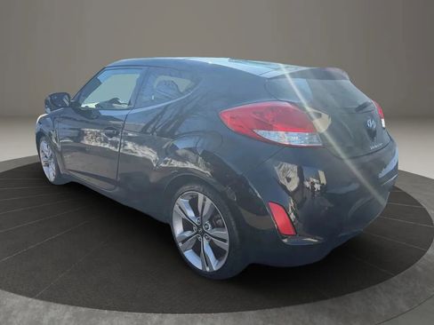 Used 2015 Hyundai Veloster w/ Option Group 03 image 7
