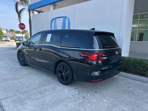 Used 2023 Honda Odyssey Sport image 6