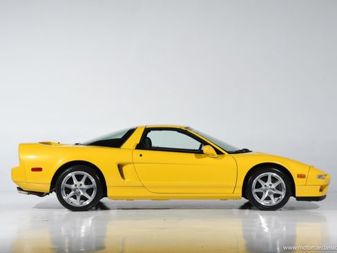 Used 1997 Acura NSX T RWD image 13