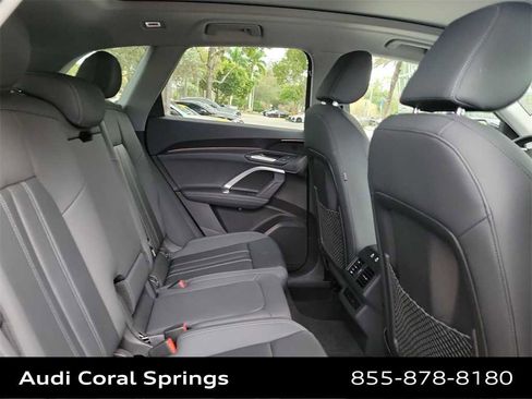 Certified 2025 Audi Q5 Premium w/ Convenience Package image 21