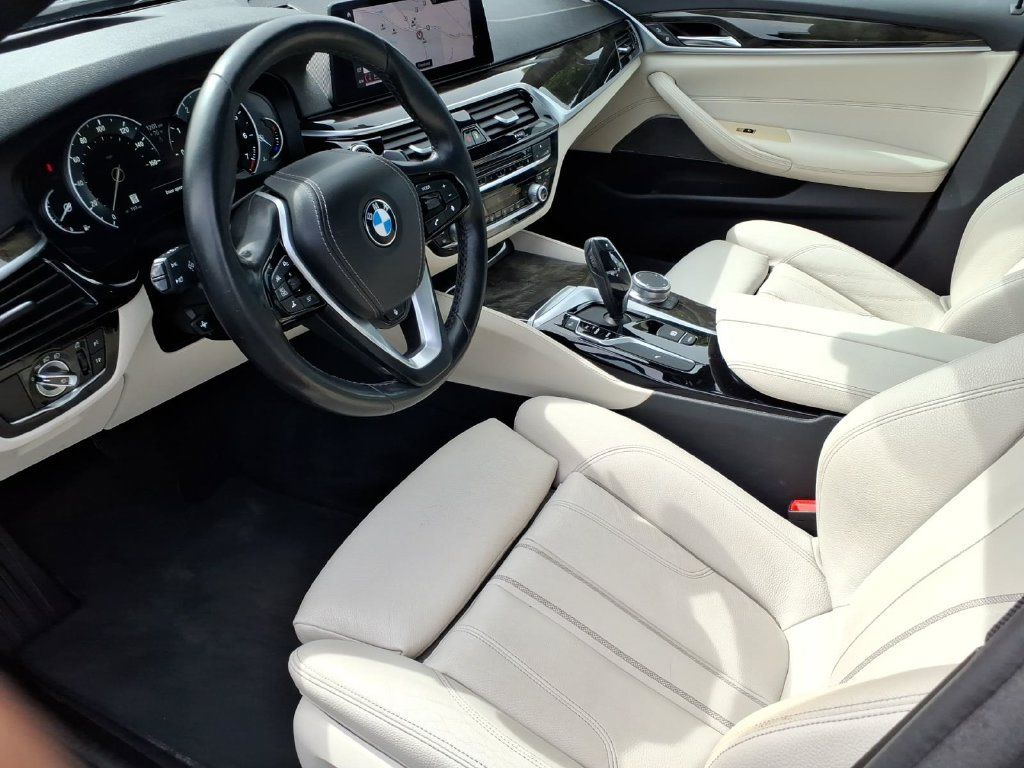 Used 2019 BMW 540i xDrive AWD/4WD image 14