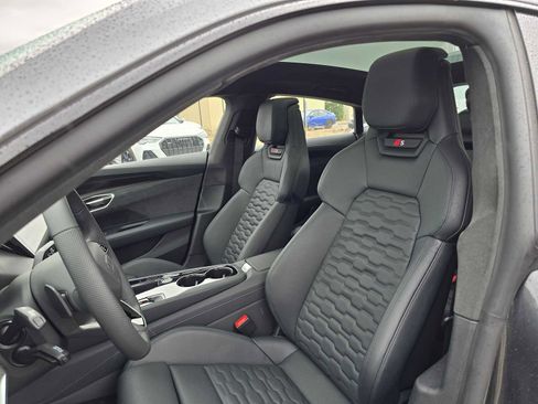 New 2026 Audi S e-tron GT Prestige image 23