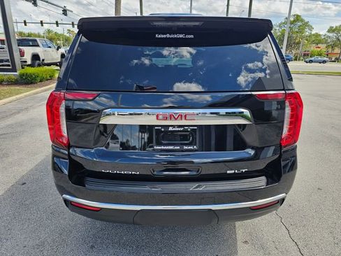 Used 2023 GMC Yukon SLT w/ SLT Premium Package AWD/4WD image 4