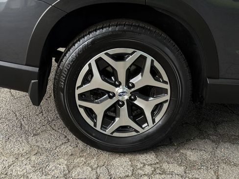 Certified 2023 Subaru Forester Premium AWD/4WD image 12