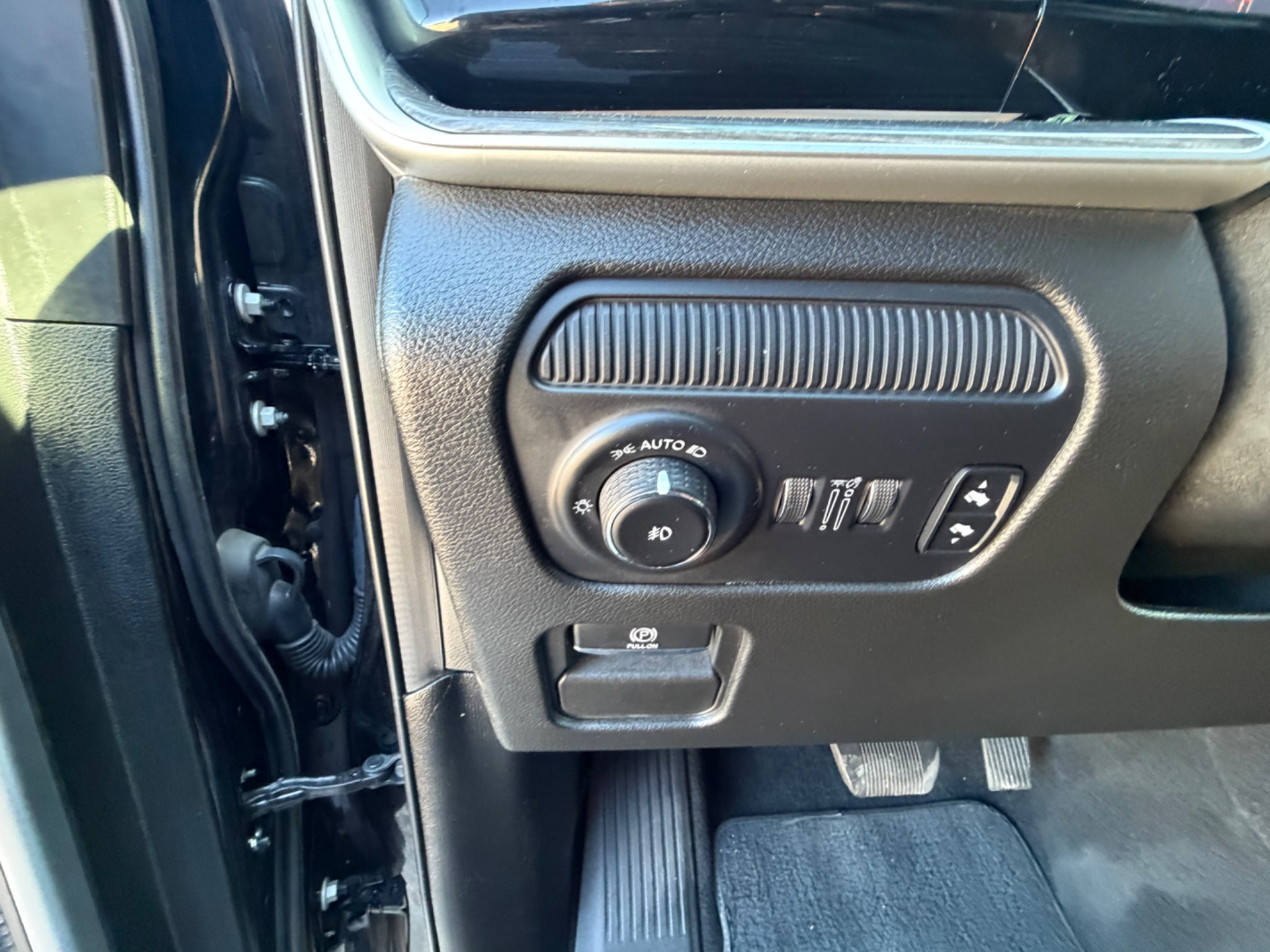 Used 2022 Jeep Wagoneer Series III w/ Flexible Seating Group AWD/4WD image 19