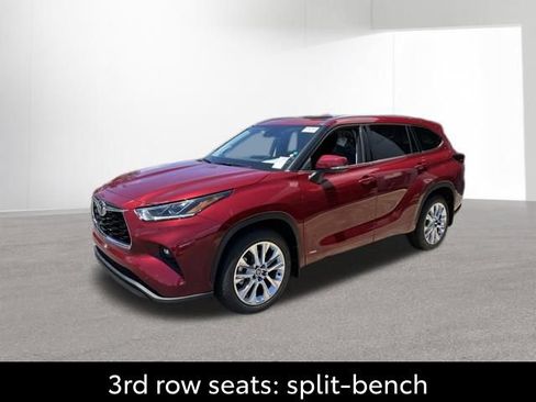 Certified 2026 Toyota Highlander Limited AWD/4WD image 21