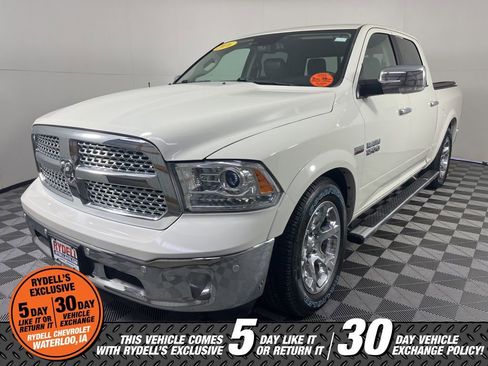 Used 2016 RAM 1500 Laramie w/ Convenience Group image 10