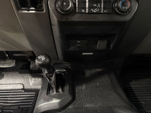 Used 2017 Ford F350 XL w/ Power Equipment Group AWD/4WD image 92