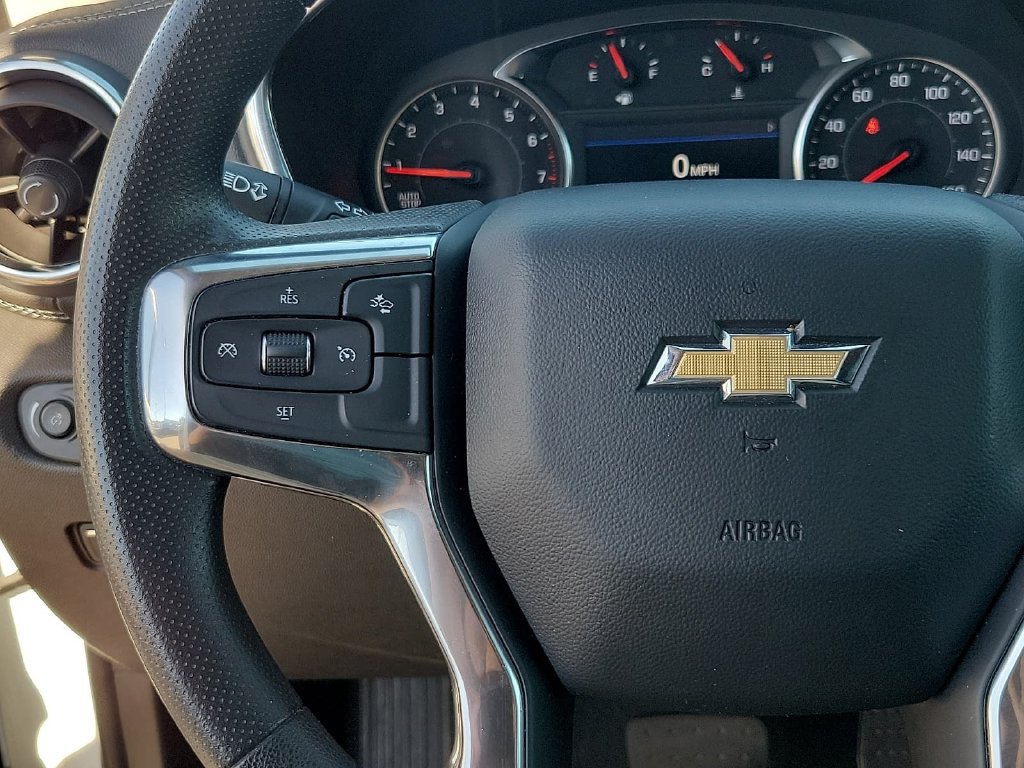 Used 2025 Chevrolet Blazer LT FWD image 23