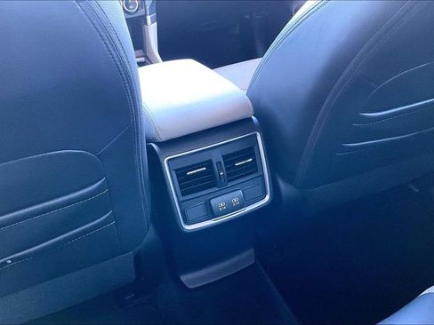 Used 2023 Subaru Forester Limited AWD/4WD image 14