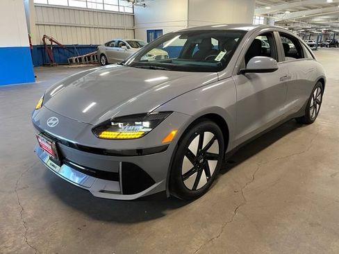 Used 2023 Hyundai Ioniq 6 SEL RWD image 7