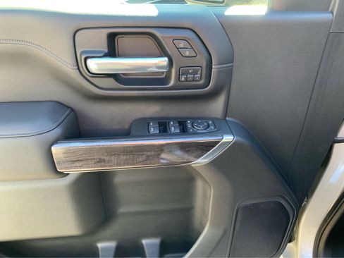 Used 2020 Chevrolet Silverado 3500 LTZ w/ Gooseneck/5TH Wheel Package image 12