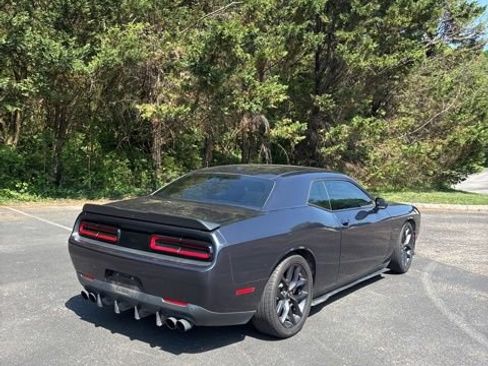 Used 2019 Dodge Challenger R/T w/ Driver Convenience Group image 24