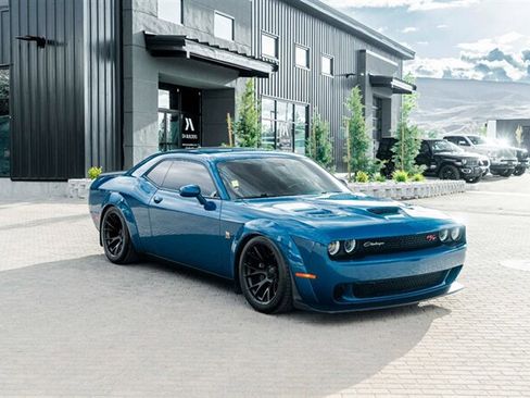 Used 2020 Dodge Challenger R/T Scat Pack RWD image 7