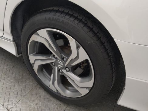 Used 2018 Honda Accord EX-L image 31