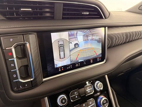 Used 2024 GMC Yukon Denali w/ Denali Reserve Package AWD/4WD image 46