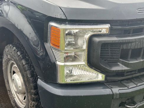 Used 2021 Ford F350 XL w/ Power Equipment Group image 12