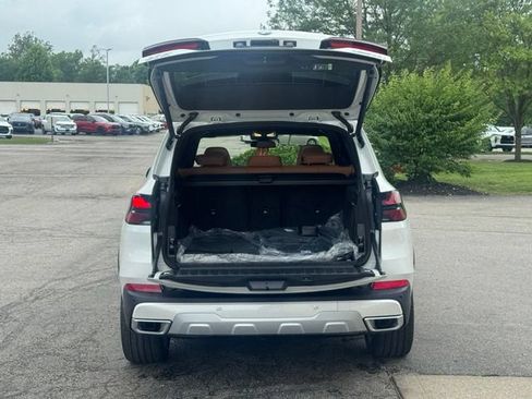 New 2026 BMW X5 xDrive40i w/ Climate Comfort Package AWD/4WD image 30