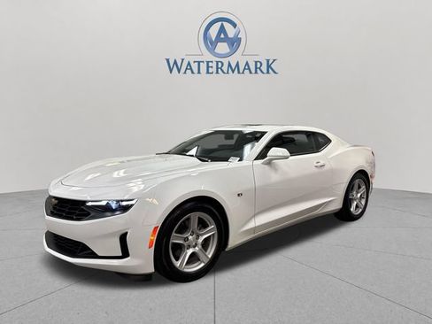 Used 2023 Chevrolet Camaro LT RWD image 1