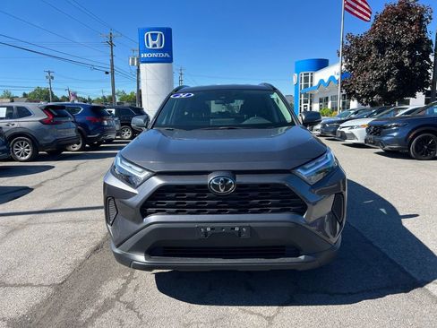 Used 2024 Toyota RAV4 XLE AWD/4WD image 8