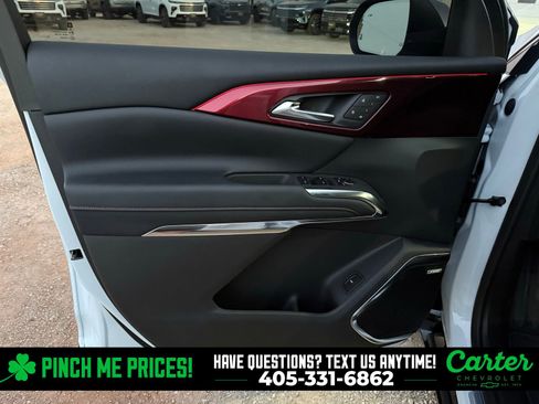 New 2026 Chevrolet Traverse RS image 22