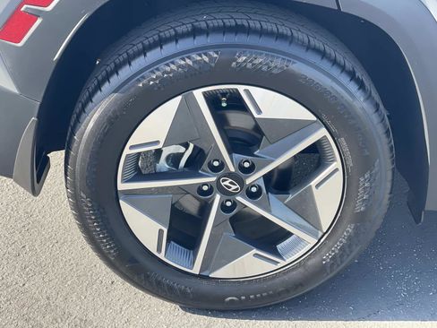 Certified 2025 Hyundai Tucson SEL image 30