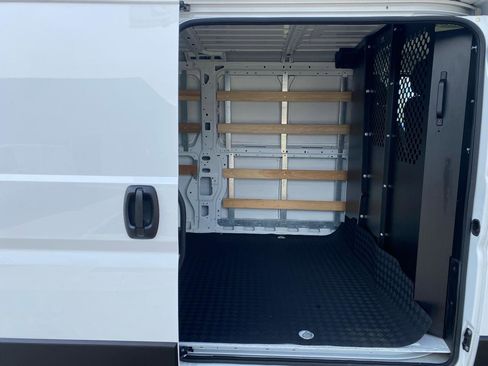 Used 2025 RAM ProMaster 2500 w/ U-Haul Equipment Group image 5