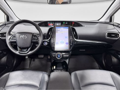 Used 2022 Toyota Prius Prime XLE FWD image 16
