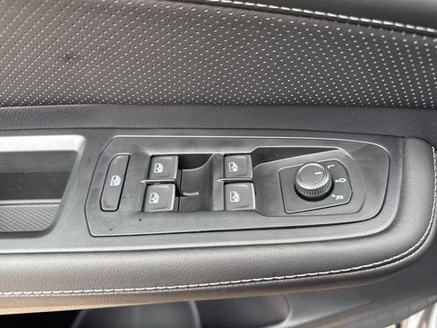 New 2026 Volkswagen Atlas Cross Sport SE image 18