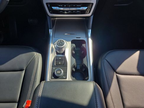 Certified 2023 Ford Explorer XLT w/ Equipment Group 202A image 21