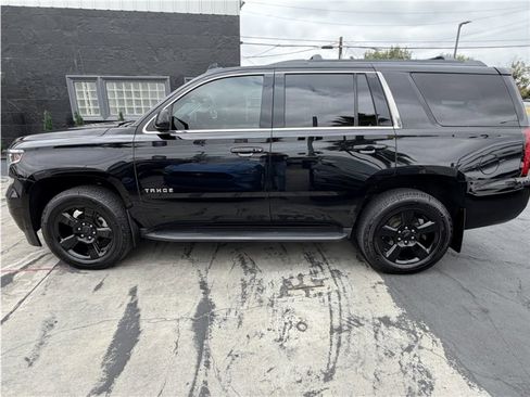 Used 2017 Chevrolet Tahoe LT w/ LT Midnight Edition RWD image 4