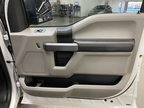 Used 2017 Ford F150 XLT image 20