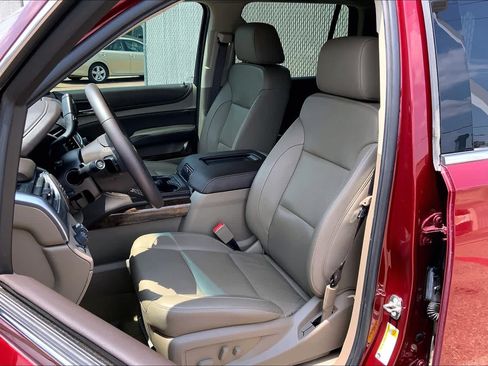 Used 2017 Chevrolet Tahoe LT AWD/4WD image 8