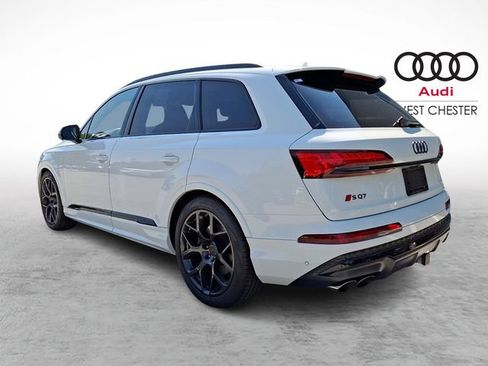 Certified 2026 Audi SQ7 Premium Plus AWD/4WD image 4