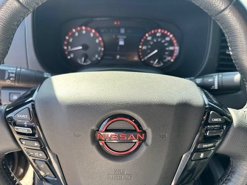 Used 2022 Nissan Frontier PRO-4X w/ Pro-4X Premium Package AWD/4WD image 29