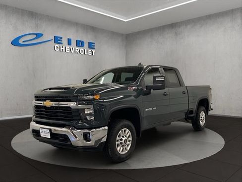New 2026 Chevrolet Silverado 2500 LT AWD/4WD image 4