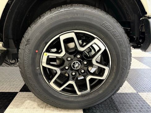 New 2025 Ford Bronco Outer Banks image 12