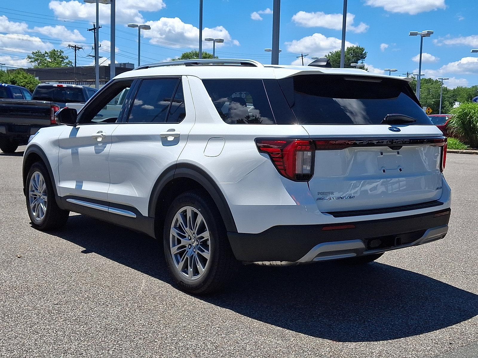 New 2026 Ford Explorer Platinum AWD/4WD image 4