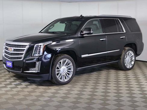 Used 2020 Cadillac Escalade Platinum AWD/4WD image 14