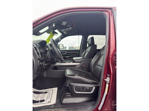 Used 2025 RAM 1500 Laramie image 11