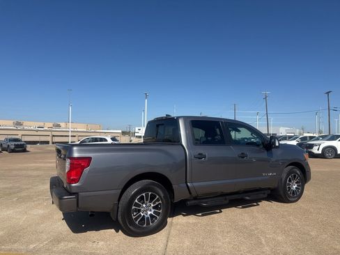 Certified 2024 Nissan Titan SV w/ SV Convenience Package image 25