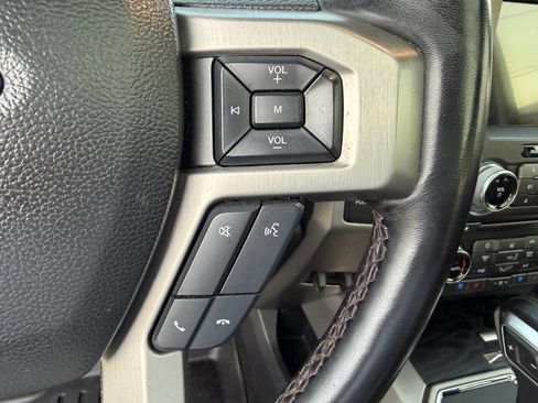 Used 2018 Ford F150 Platinum w/ Equipment Group 701A Luxury image 37