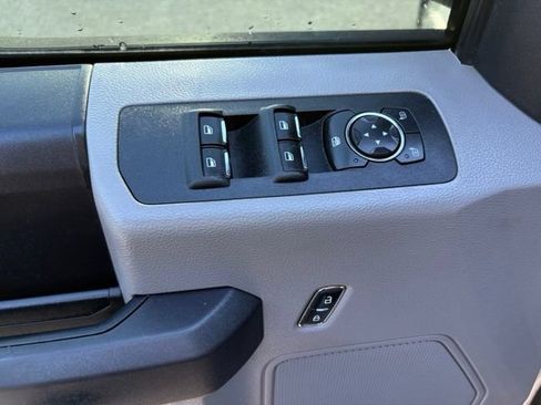 Used 2018 Ford F150 XL w/ Equipment Group 101A Mid AWD/4WD image 10