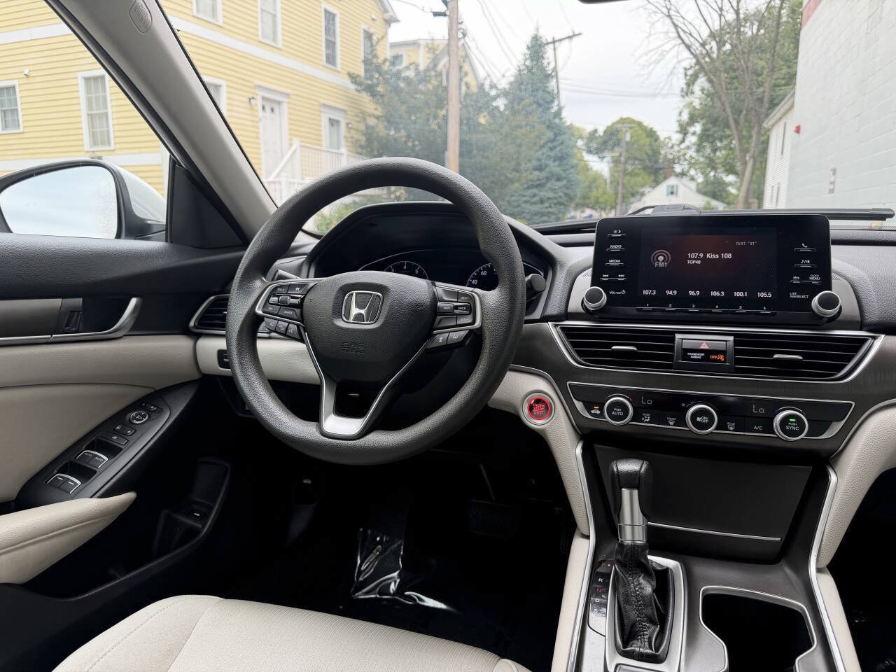 Used 2018 Honda Accord LX image 28