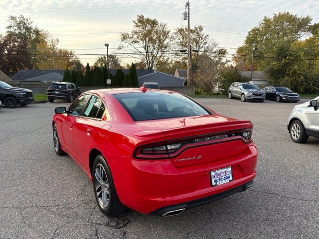 Used 2019 Dodge Charger SXT w/ Driver Confidence Group AWD/4WD image 3