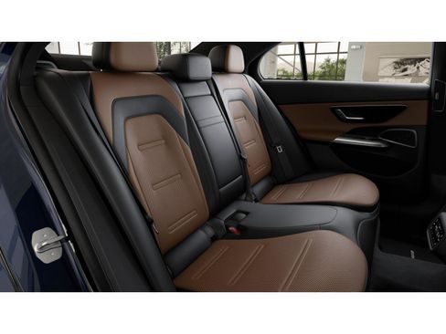 New 2026 Mercedes-Benz E 53 AMG e 4MATIC Sedan image 5