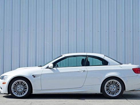 Used 2012 BMW M3 Convertible image 9