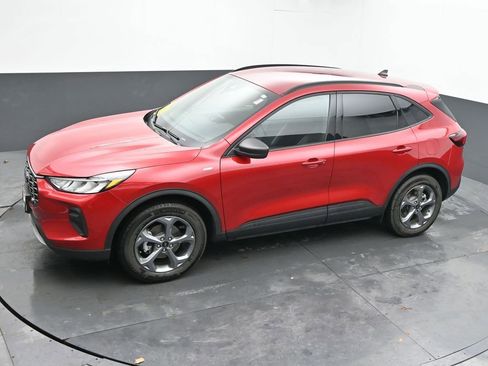 Used 2025 Ford Escape ST-Line w/ Cold Weather Package image 58