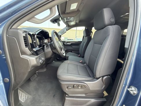 Used 2024 Chevrolet Silverado 1500 LT AWD/4WD image 13